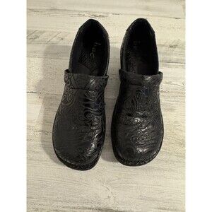 BOC Born Concepts Womens  10W Peggy Clog Embossed Paisley Black Slip On Mule
